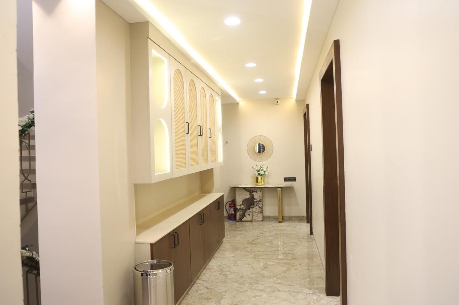 The Meera Hotel Ujjain Eksteriør bilde