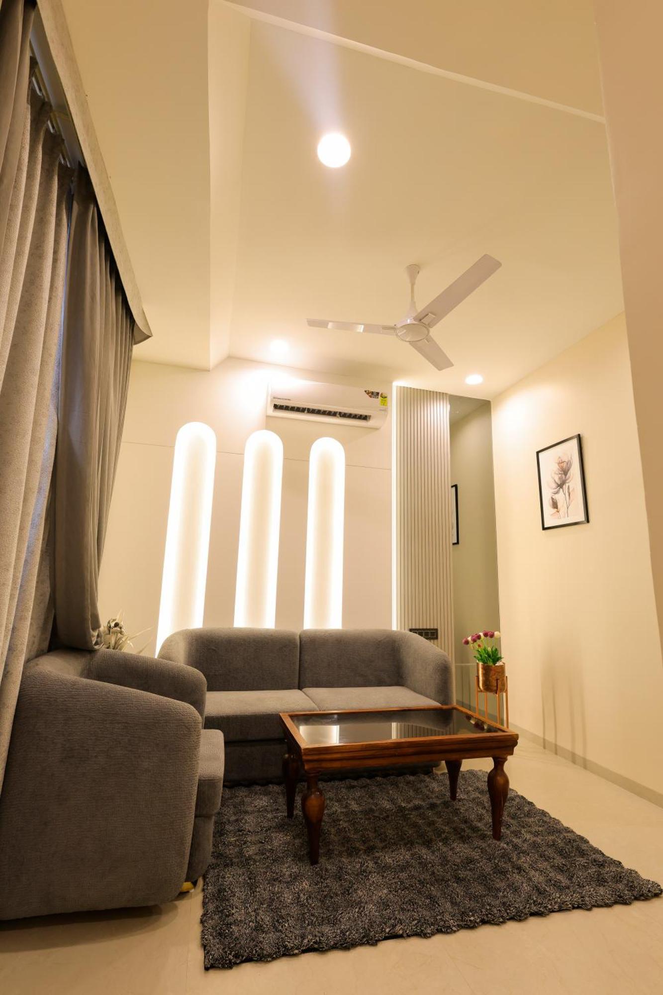 The Meera Hotel Ujjain Eksteriør bilde